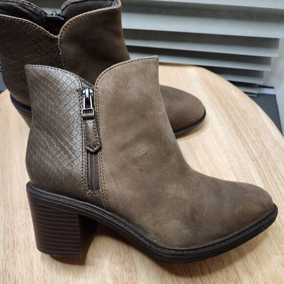 Clarks Scene Zip Booties – Women’s 7.5, Dark Taupe, Side Zip, Unworn - Picture 14 of 14
